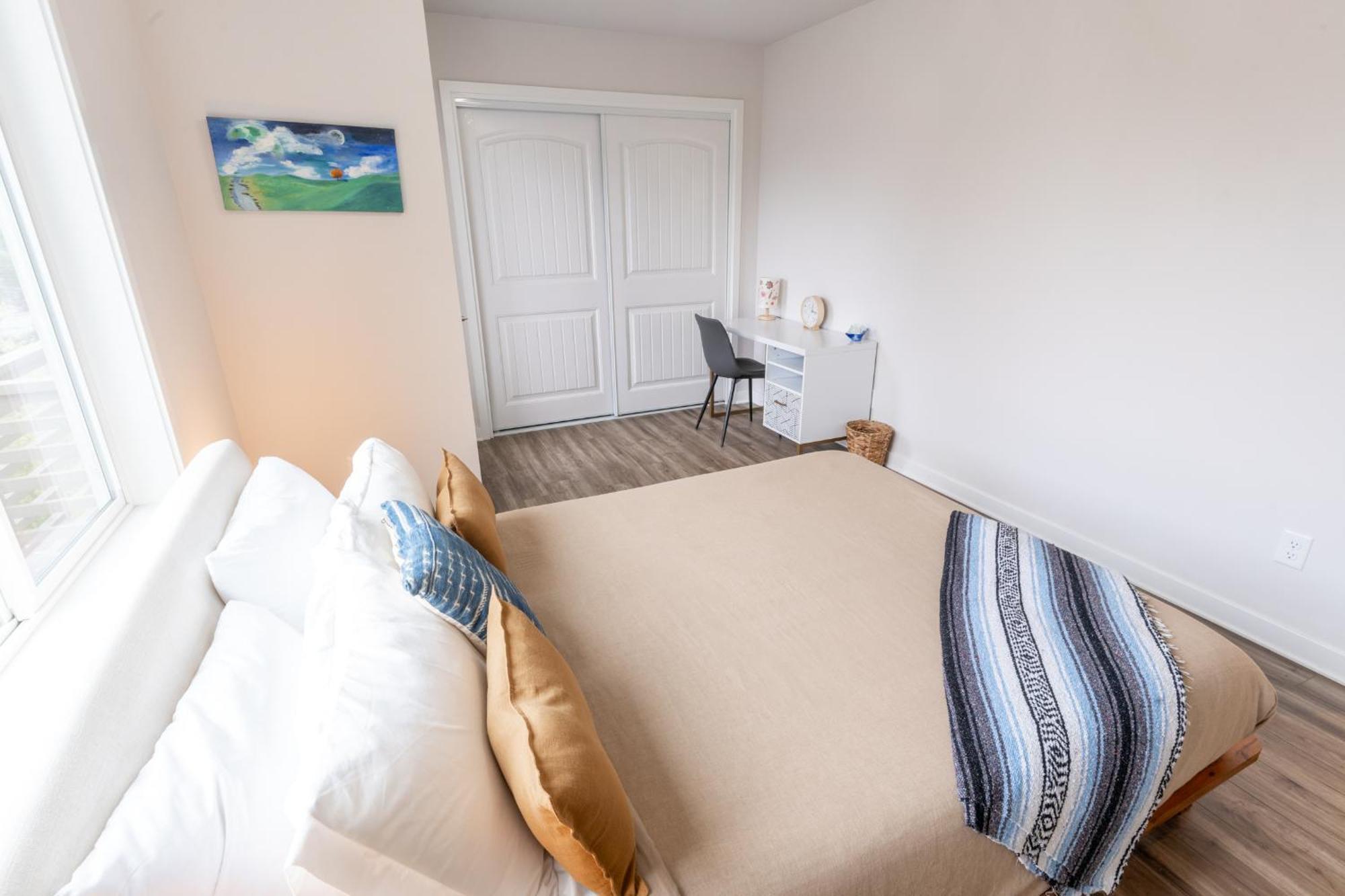 Holiday home Comfy Family Home, Walkable Neighborhood + Patio! *